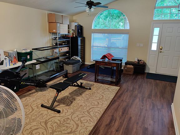 5th image of 1745 Forest Creek Dr