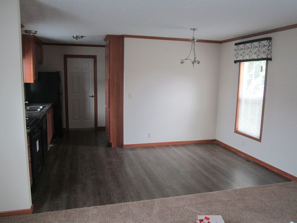 2nd image of 5001 South Ave Lot 106