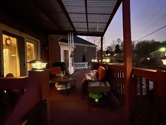 4th image of 4201 Wine Cellar Ct