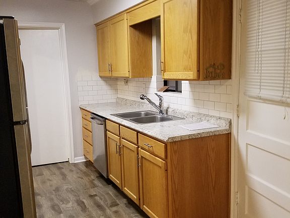 3rd image of 6770 S Greenfield Way