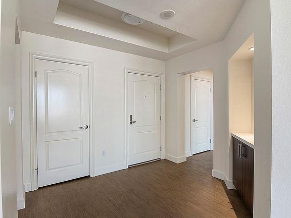 2nd image of 5670 Wilshire Blvd Ph 3
