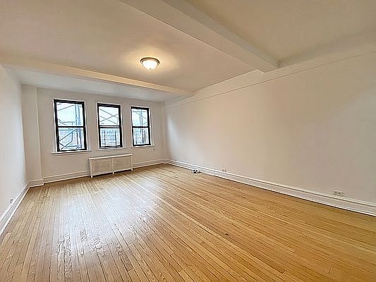 5th image of 51 W 86th St APT 1502