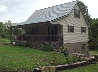 206 Louis Rhea Dr, Sneedville, TN 37869