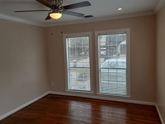 4th image of 1020 Crocker St APT A