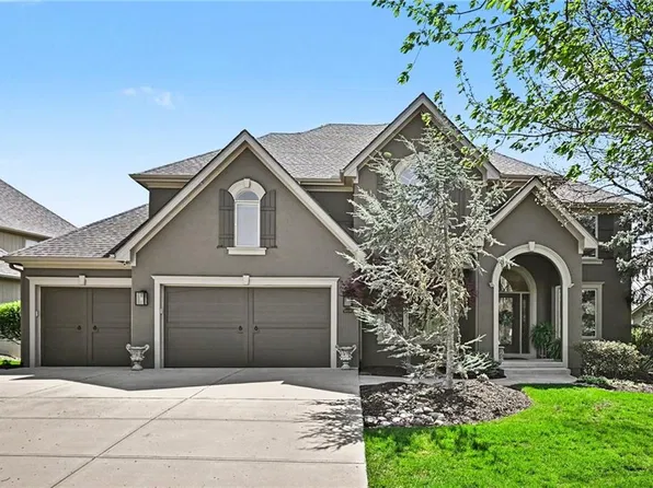 10139 N Montgall Ave, Kansas City, MO 64155