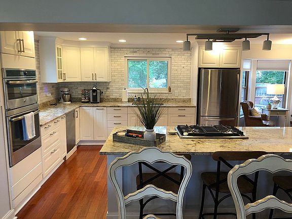 5th image of 3899 Basia Dr