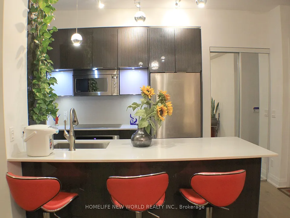 56 Annie Craig Dr #2309