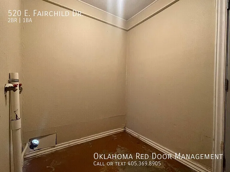 520 E Fairchild Dr — Photo 9