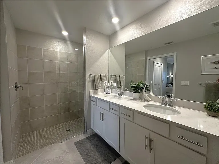 14261 Heritage Landing Blvd #1615 — Photo 19