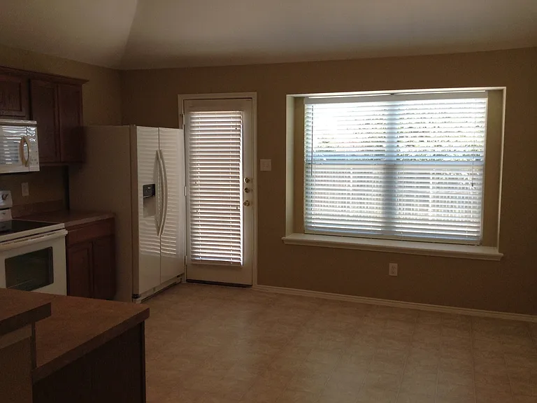 6236 Spring Ranch Dr — Photo 3