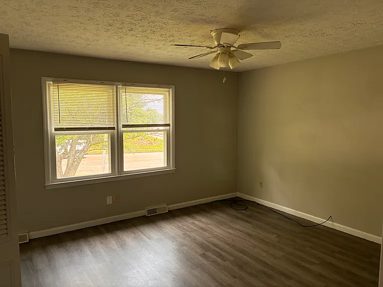 3199 Yellowstone Pkwy #B — Photo 5