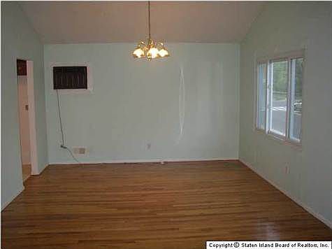 1st image of 840 Huguenot Ave