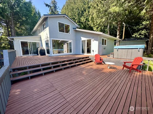 112 Harrington Drive, Quilcene, WA 98376
