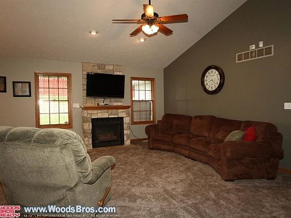 5th image of 2511 Nancy Dr