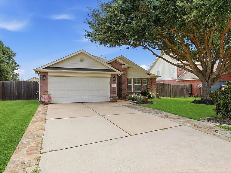 5362 Kyla Cir — Photo 2