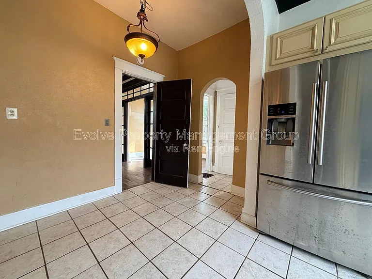 1283 Harbert Ave — Photo 7
