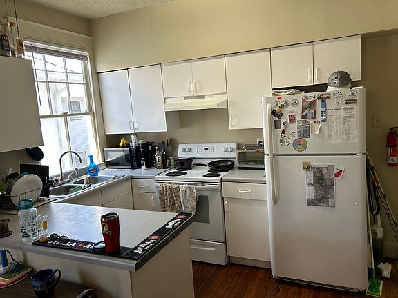 4th image of 7319 Burthe St