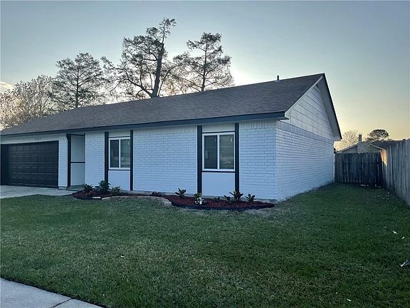 3rd image of 2484 Paige Janette Dr
