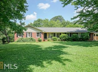 873 Lakeview Dr, Madison, GA 30650