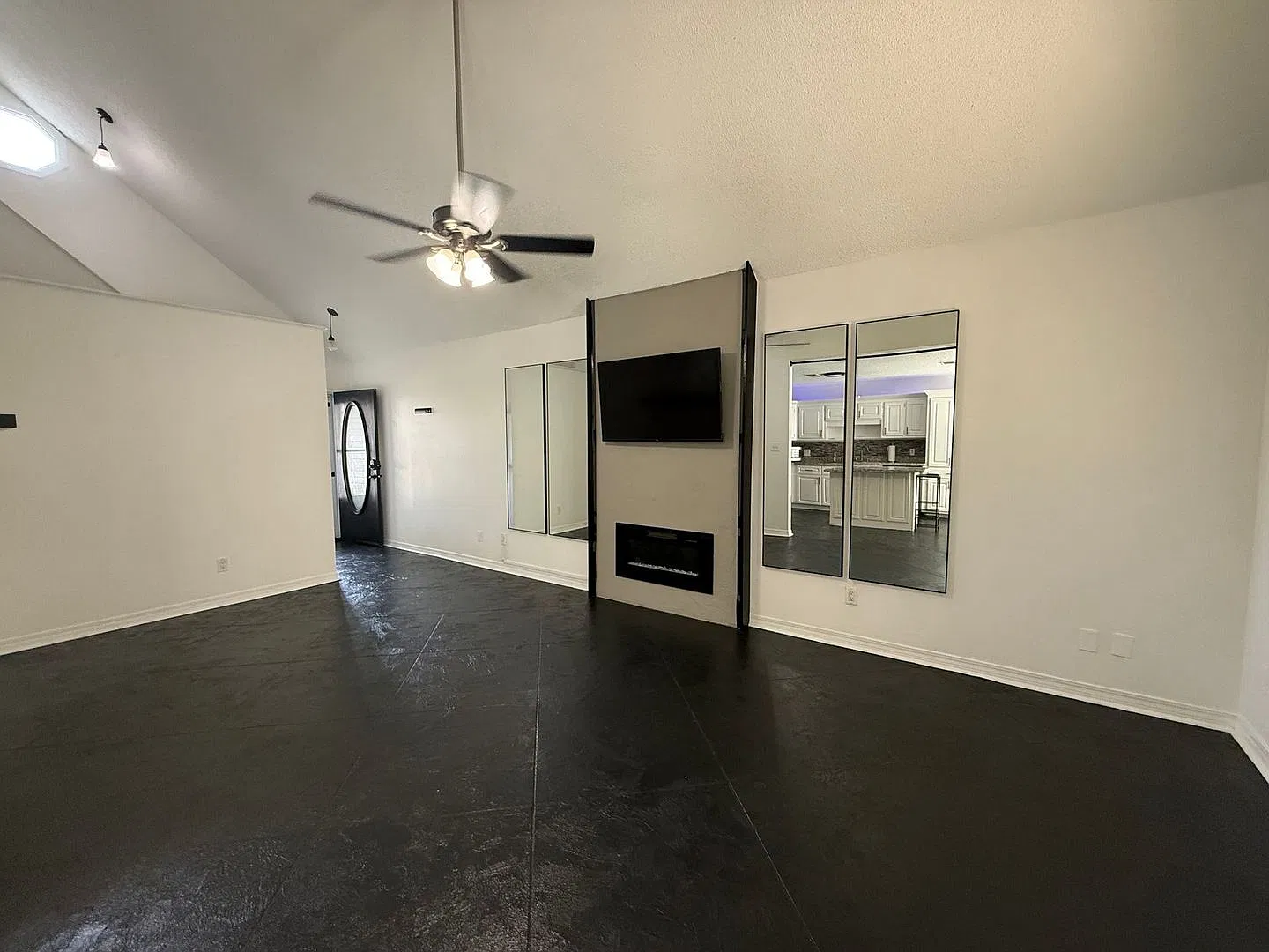 Pensacola - 3 bedroom, 2 bathroom — Photo 4