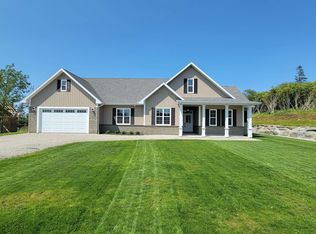 118 Park Dr, Brooklyn, NS B5A5H7