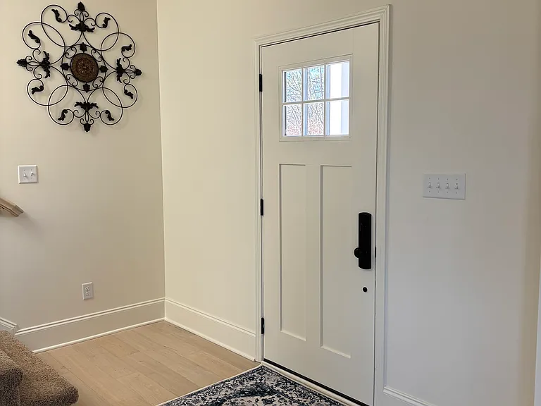 1626 Rugby Ave — Photo 2