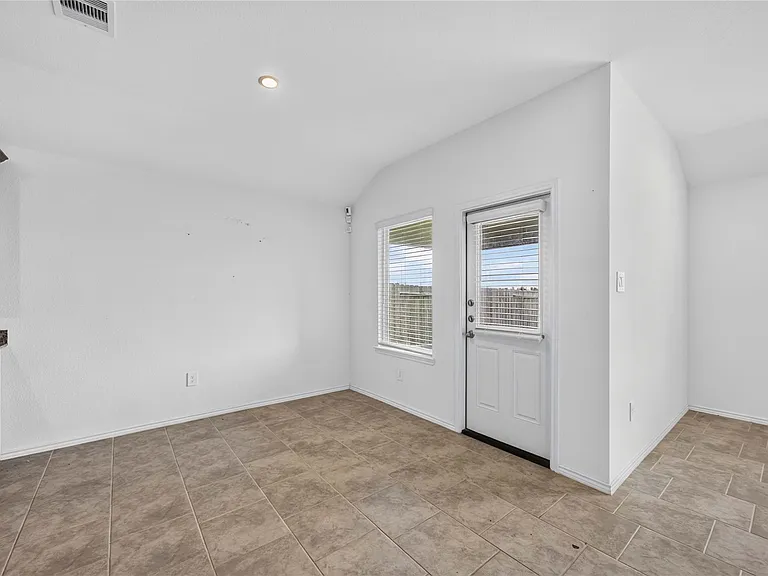 7535 Fierce Friesian Ln — Photo 8