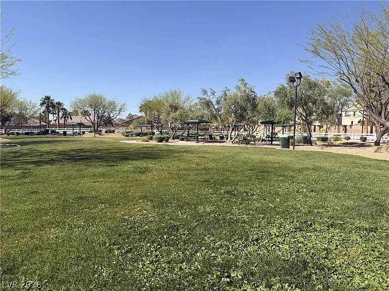 8909 Houston Ridge Ave — Photo 47