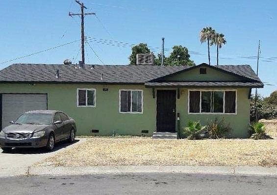 1st image of 1402 N Park Ct