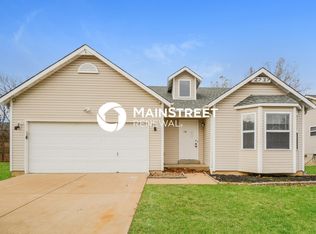 2737 Whitecreek Ln, Imperial, MO 63052