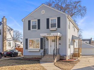 2333 S 11th Ave, Broadview, IL 60155