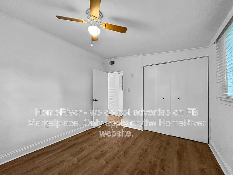 1942 Brookview Dr S — Photo 14
