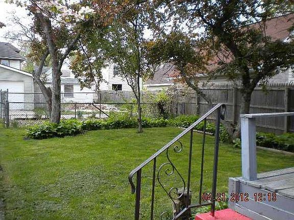 3rd image of 1337 Elmwood Ave