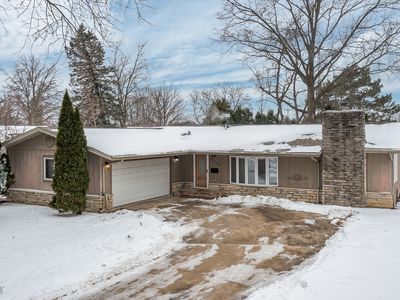 6724 Meadowcrest Dr, Downers Grove, IL, 60516