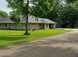 30606 N John Dr, Denham Springs, LA 70726