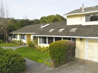 10 Syosset Ln, Novato, CA 94947