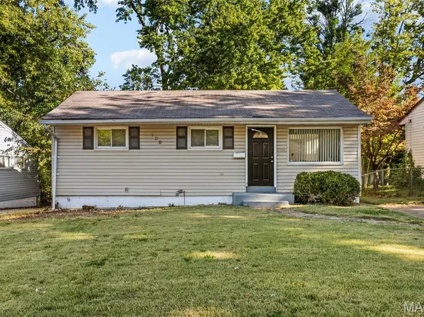 139 Grampian Rd, Saint Louis, MO 63137