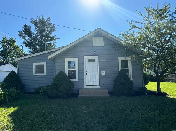 2714 Carew St, Fort Wayne, IN 46805