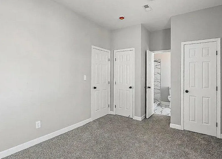 2301 Whittier Ave #2 — Photo 24