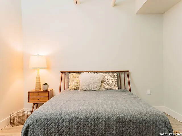 210 W Peden Aly #119 — Photo 19
