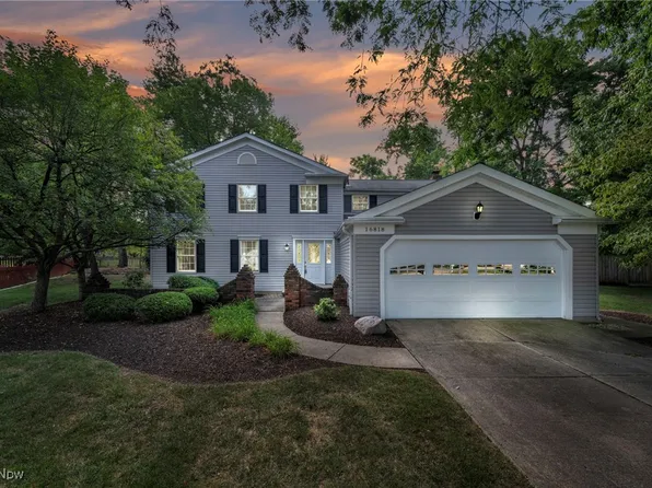 16818 Badger Den Ln, Strongsville, OH 44136