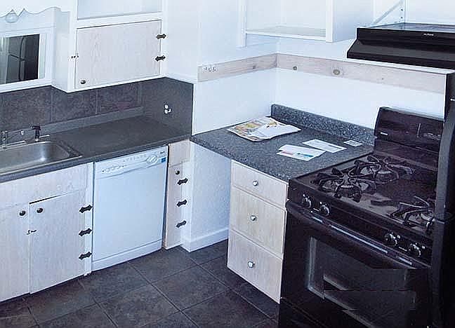 Dish washer bottom apt 