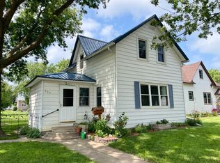 326 N Jefferson Ave, Springfield, MN 56087