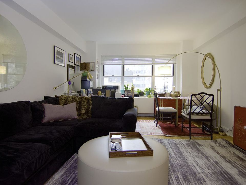1st image of 136 E 55th St APT 8A
