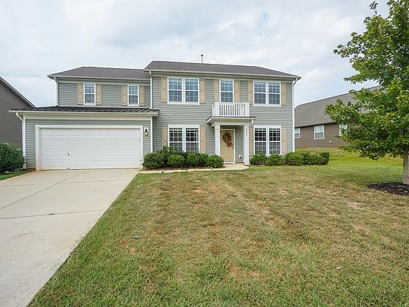 3rd image of 212 Tall Wheat Ln