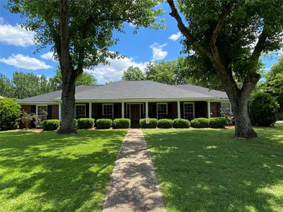 279 E Castlewood Dr, Selma, AL, 36701