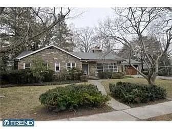 523 Oak Rd photo 1