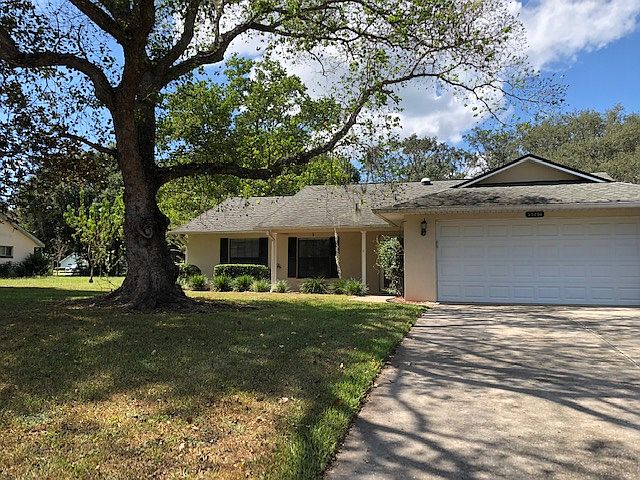 1st image of 35208 Silver Oak Dr