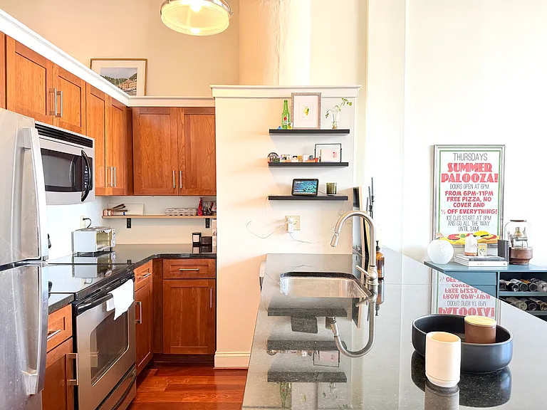 2429 Locust St #616 — Photo 4