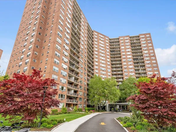 5800 Arlington Ave APT 10W, Bronx, NY 10471